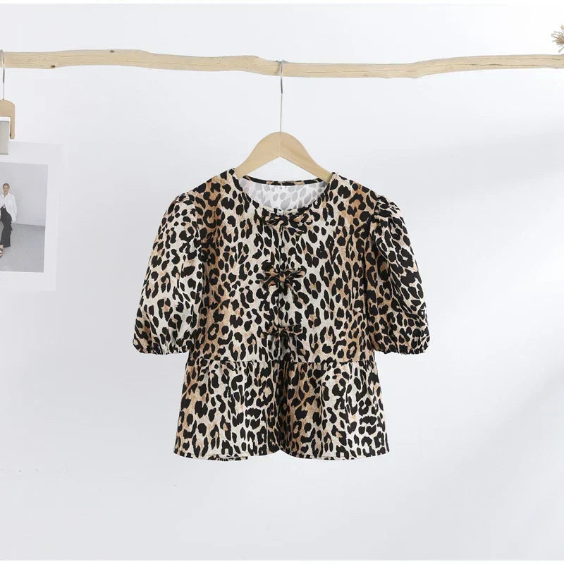 Blusa com Mangas Bufantes e Estampado de Leopardo