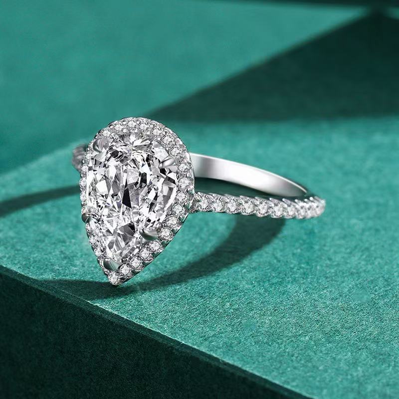 Water Drop — Anel Gota com Moissanite