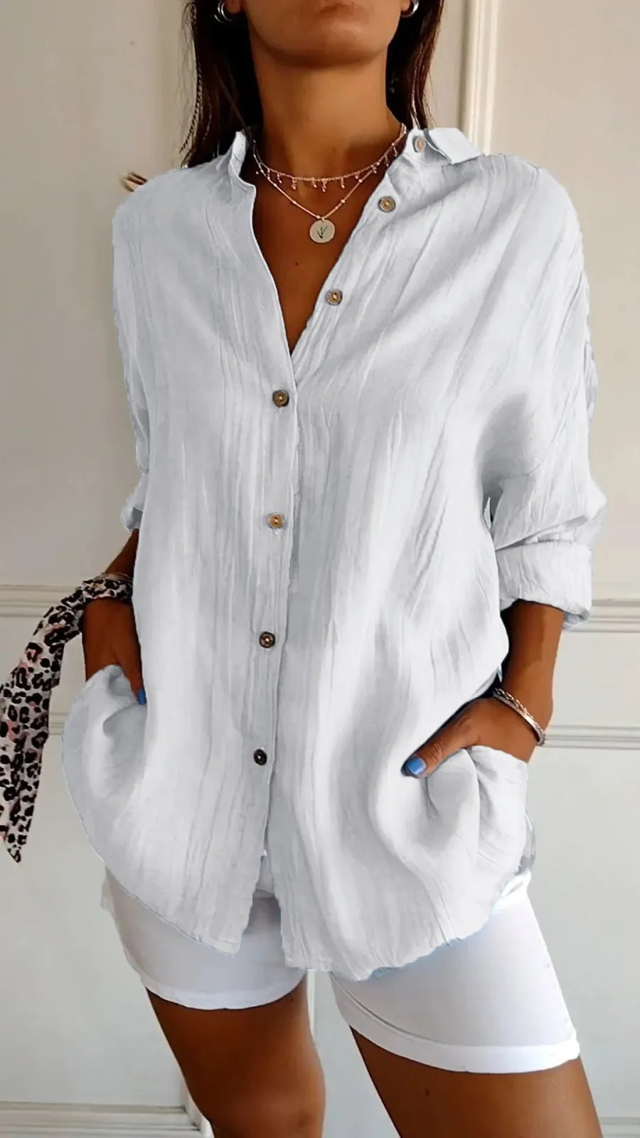 Camisa com Botões, Solapa e Mangas Compridas